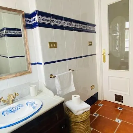 Апартаменти Refugio En El Corazon De